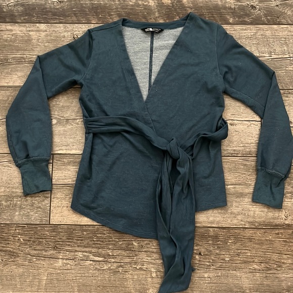 North Face Wrap Cardigan - Picture 1 of 4